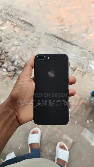 অ্যাপল আইফোন ৮ প্লাস ৬৪ জিবি ব্ল্যাক