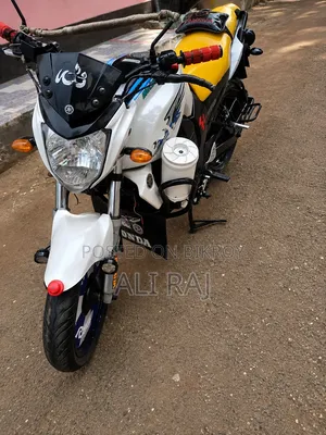 Yamaha FZ 2015 White