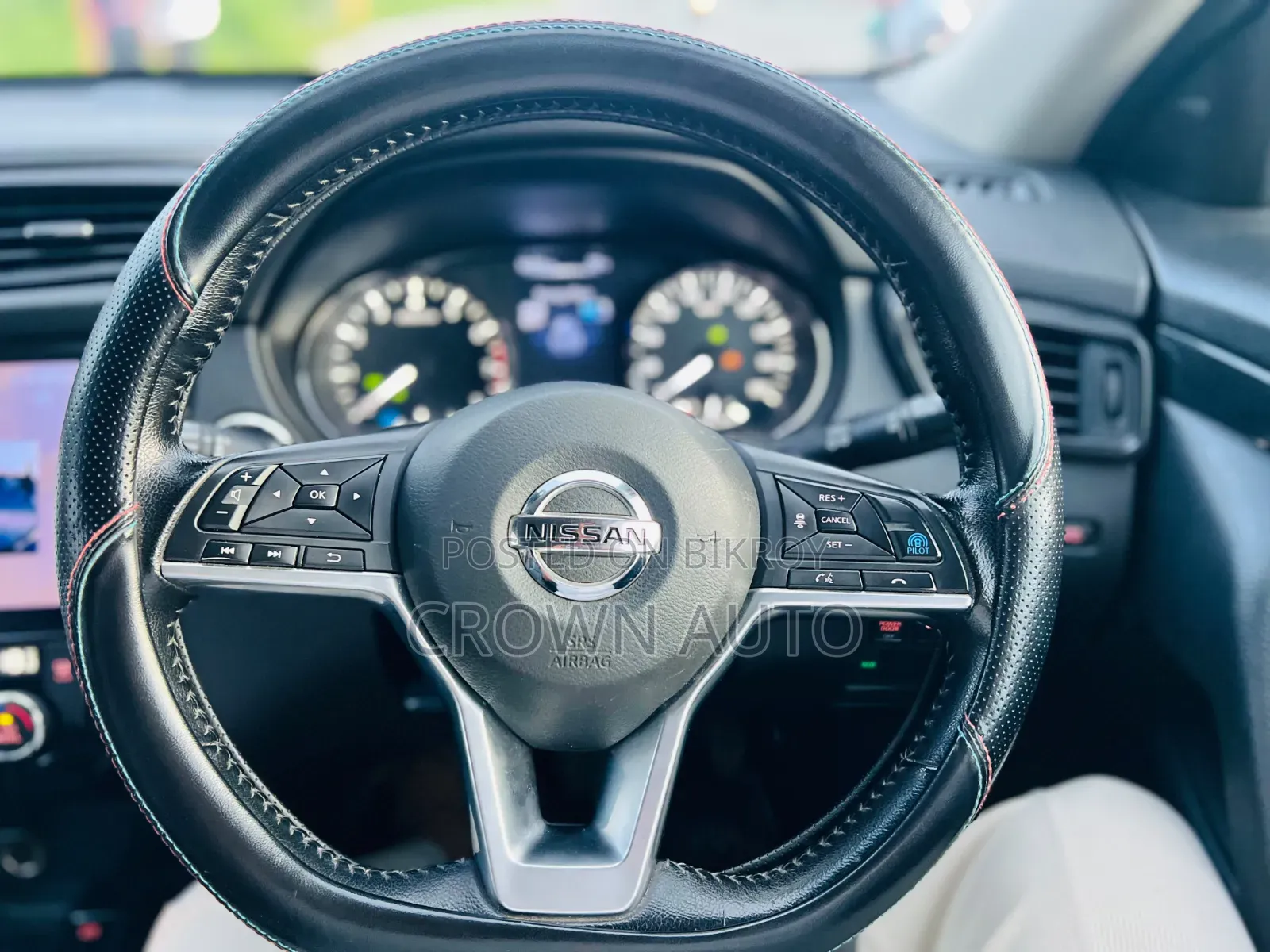 Nissan X-Trail 2.0 Hybrid FWD 2019 Black
