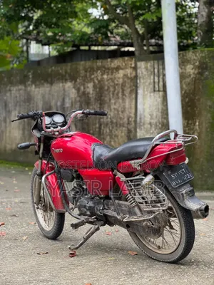 হিরো স্প্লেন্ডার প্লাস ২০০৪ রেড