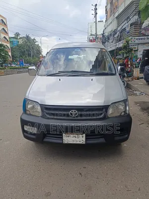 টয়োটা নোয়া ২০০৮ সিলভার
