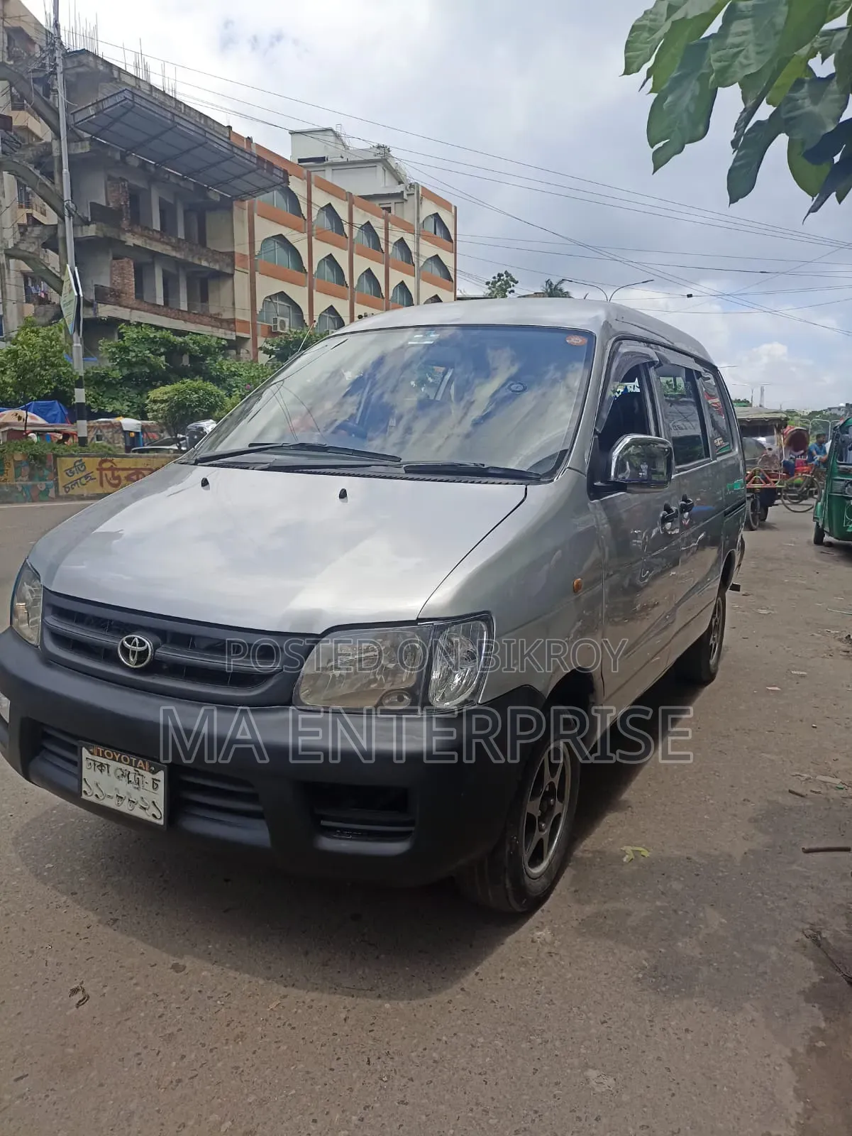 Toyota Noah 2003 Silver