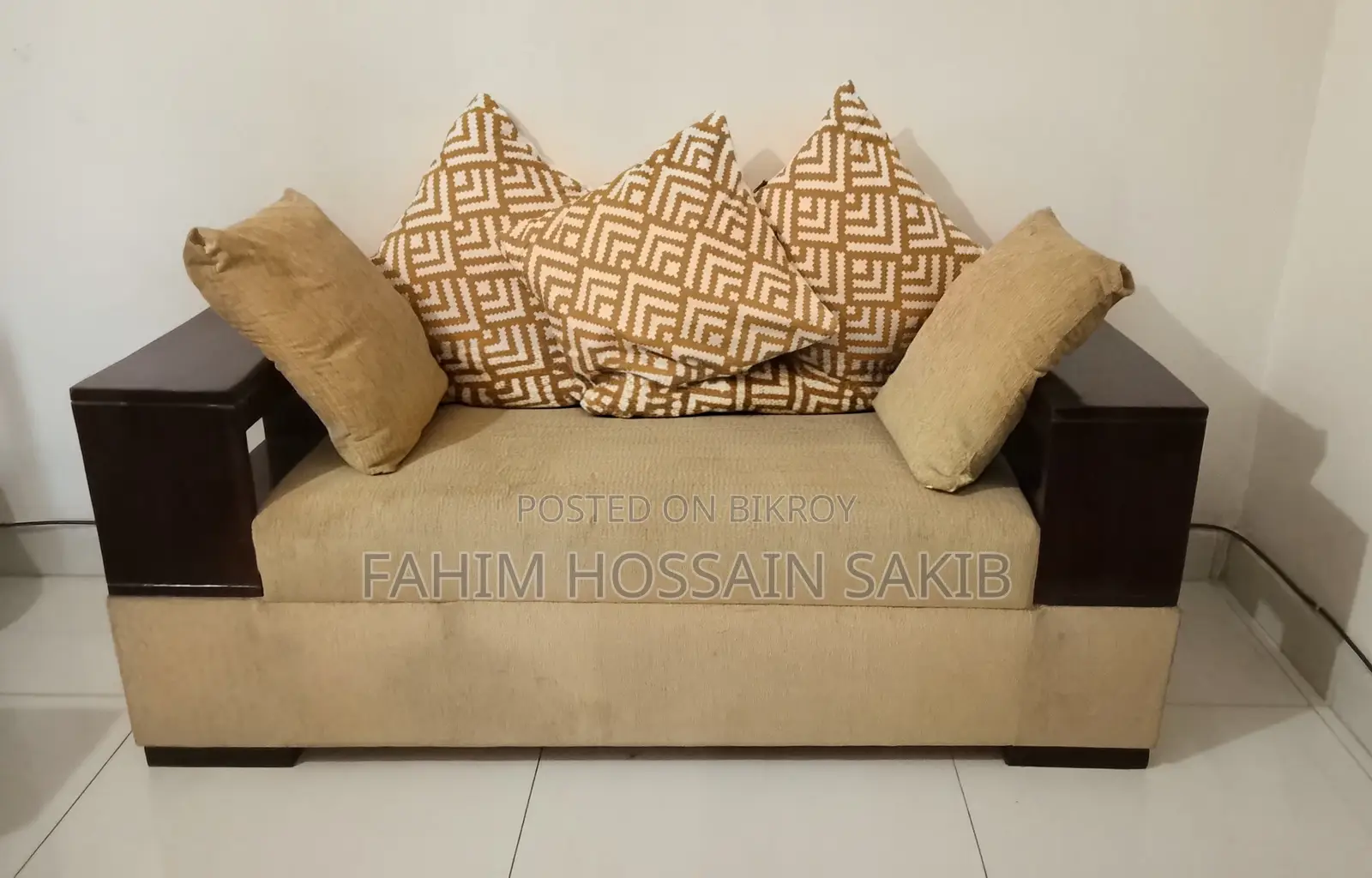৭ সিটার সোফা সেট (ব্যবহৃত)