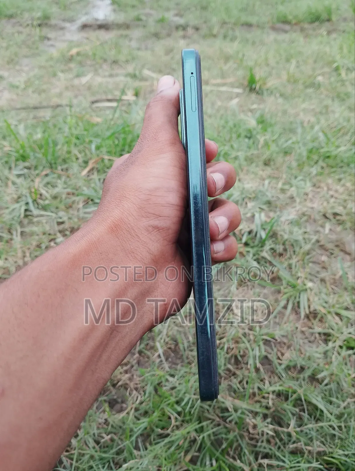 Vivo Y28 128 GB Black