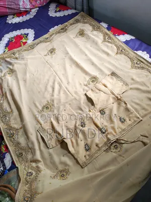 ব্যবহৃত শাড়ি