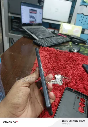Infinix Hot 60i 128 GB Black