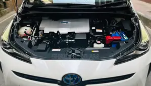Toyota Prius 2019 Pearl