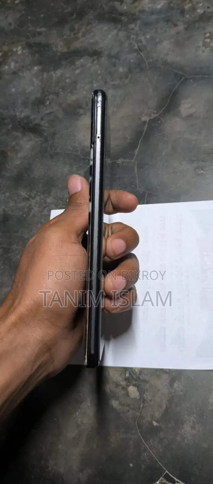 রিয়েলমি ১২৮ জিবি কালো