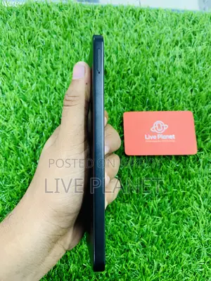 অনার ৯০ লাইট ২৫৬ জিবি ব্ল্যাক