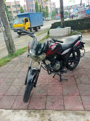 বাজাজ ডিসকভার ১২৫ ২০১৪ কালো