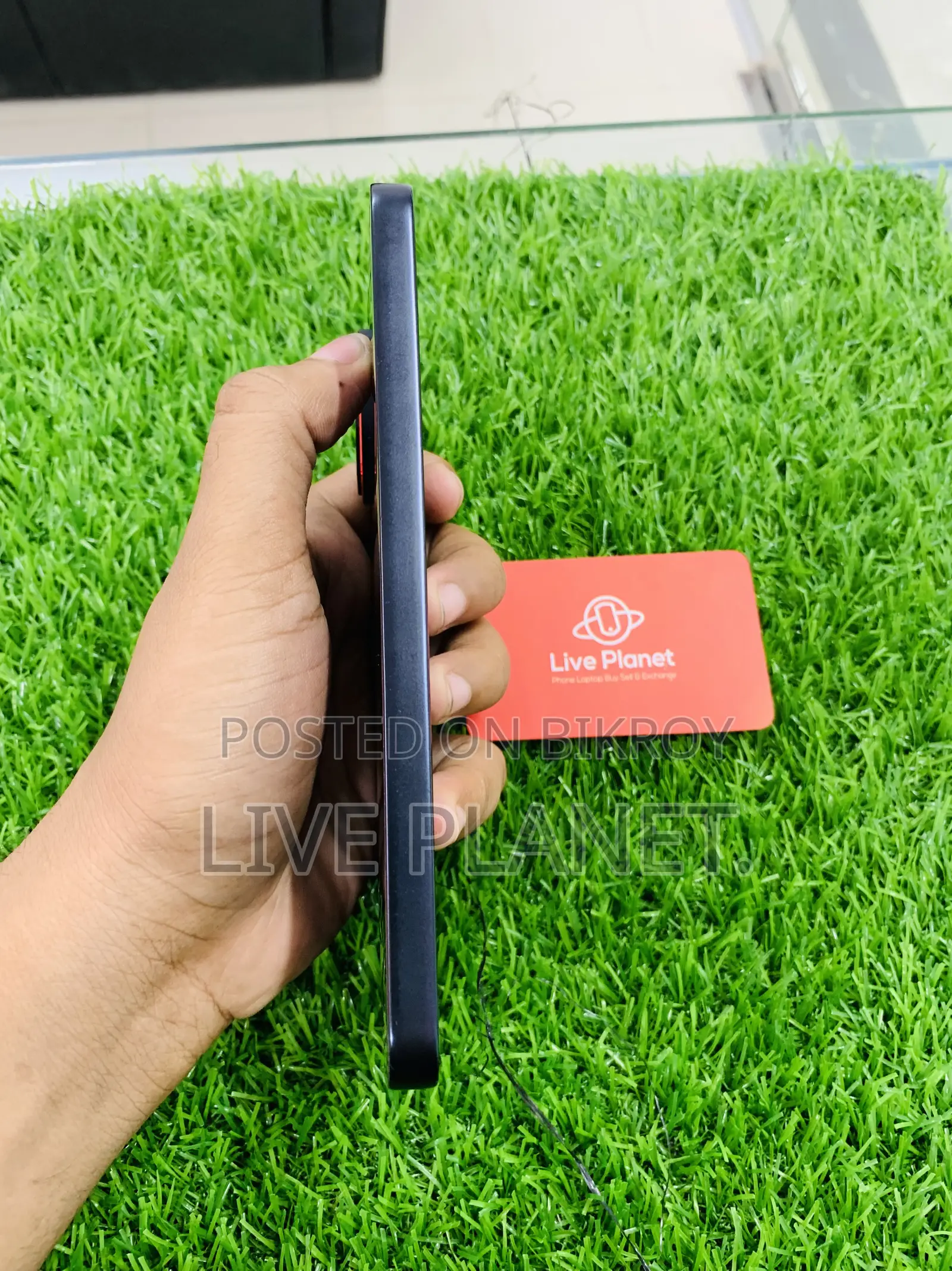 ইনফিনিক্স জিটি ৩০ প্রো ২৫৬ জিবি নীল