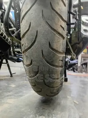সুজুকি জিক্সার ২০২৫ ব্ল্যাক