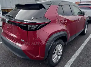 Toyota Yaris Cross 2021 Red