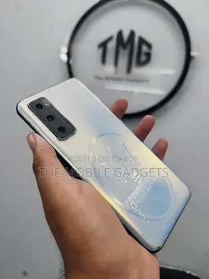 Vivo V20 SE 128 GB White
