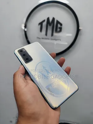 Vivo V20 SE 128 GB White
