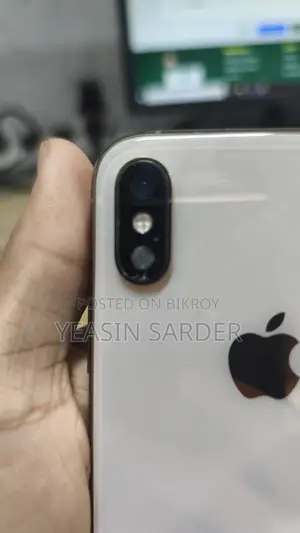 অ্যাপল আইফোন এক্সএস ৬৪ জিবি গোল্ড