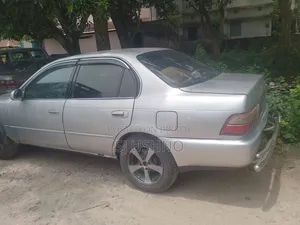 Toyota Corolla 1997 Silver