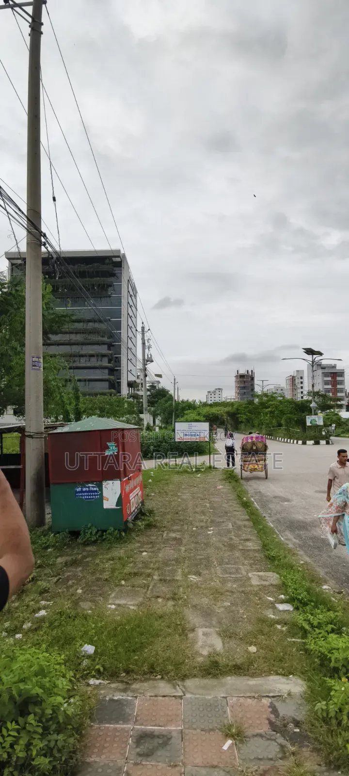 উত্তরা রাজউক ১৭ নং সেক্টরে বি ব্লকে ৩ কাঠার কর্নার প্লট বিক্রি হবে