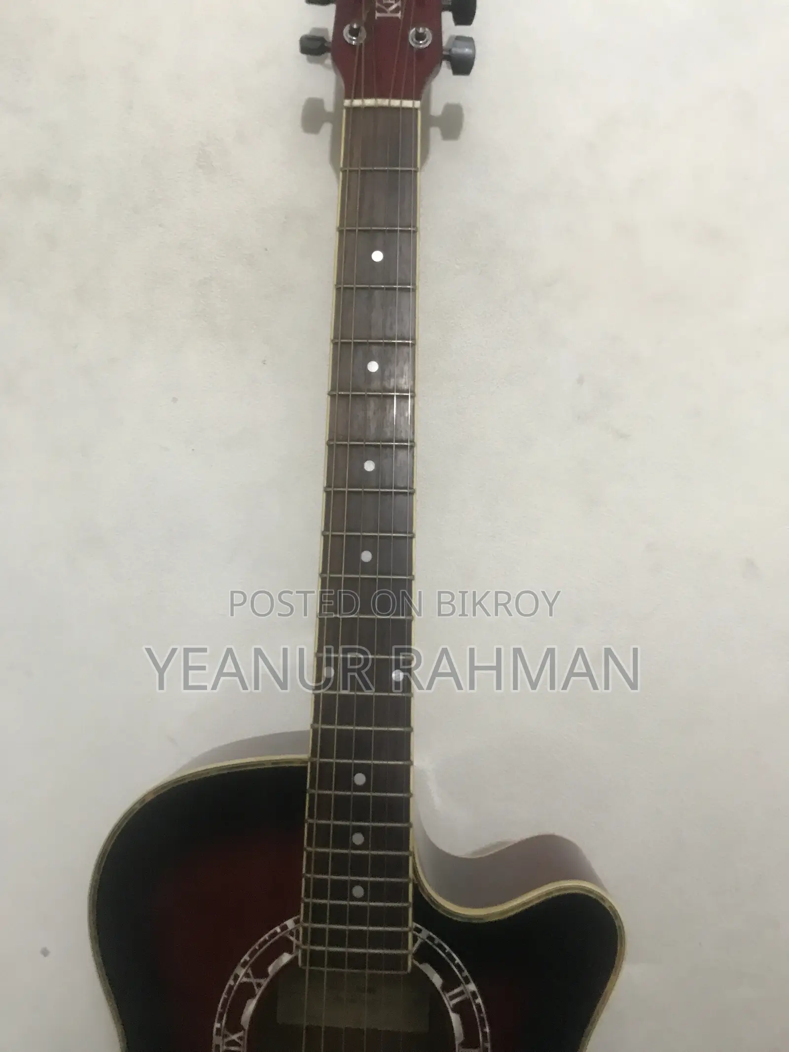 This guitar has been used for only 4 days