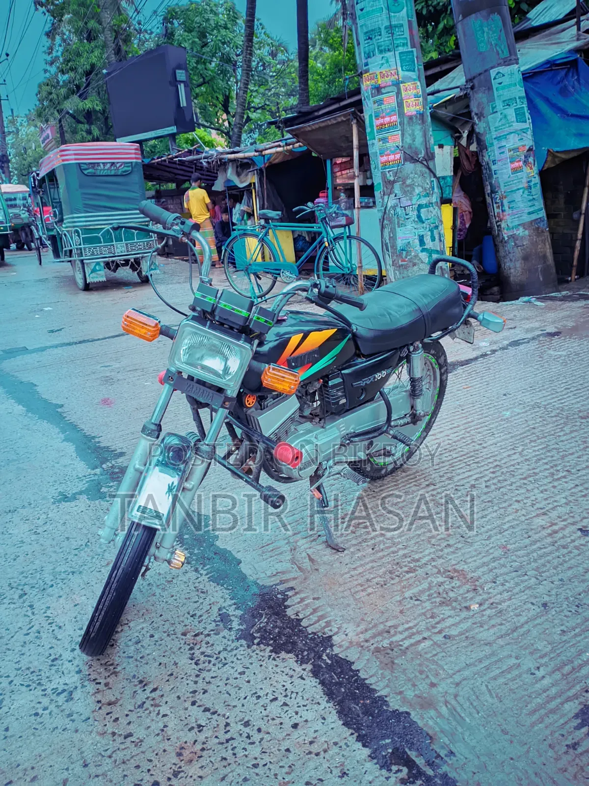 ইয়ামাহা ১৯৯৯ ব্ল্যাক