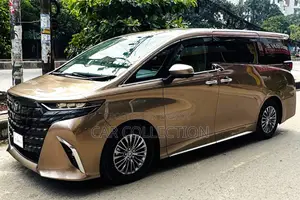 নতুন Toyota Alphard ২.৪ পেট্রোল AWD ২০২৪ ব্রাউন