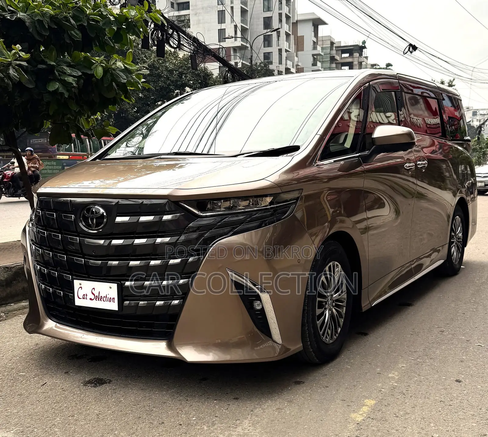 নতুন Toyota Alphard ২.৪ পেট্রোল AWD ২০২৪ ব্রাউন