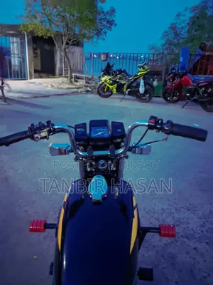 ইয়ামাহা ১৯৯৯ ব্ল্যাক