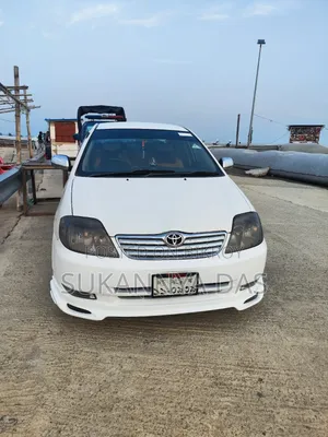 Toyota Corolla 2002 White