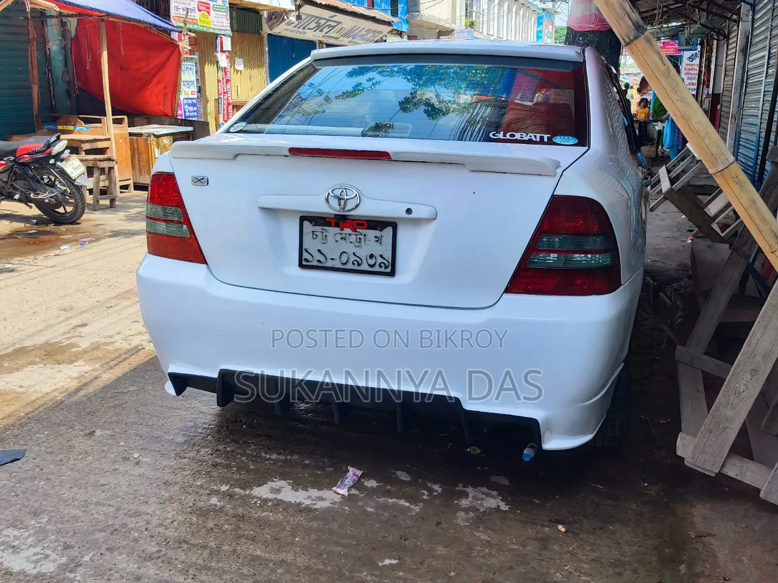 Toyota Corolla 2002 White