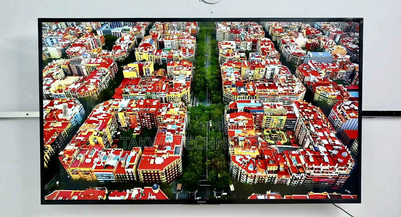 Samsung 65 Inch Smart Ultra UHD Resolution TV