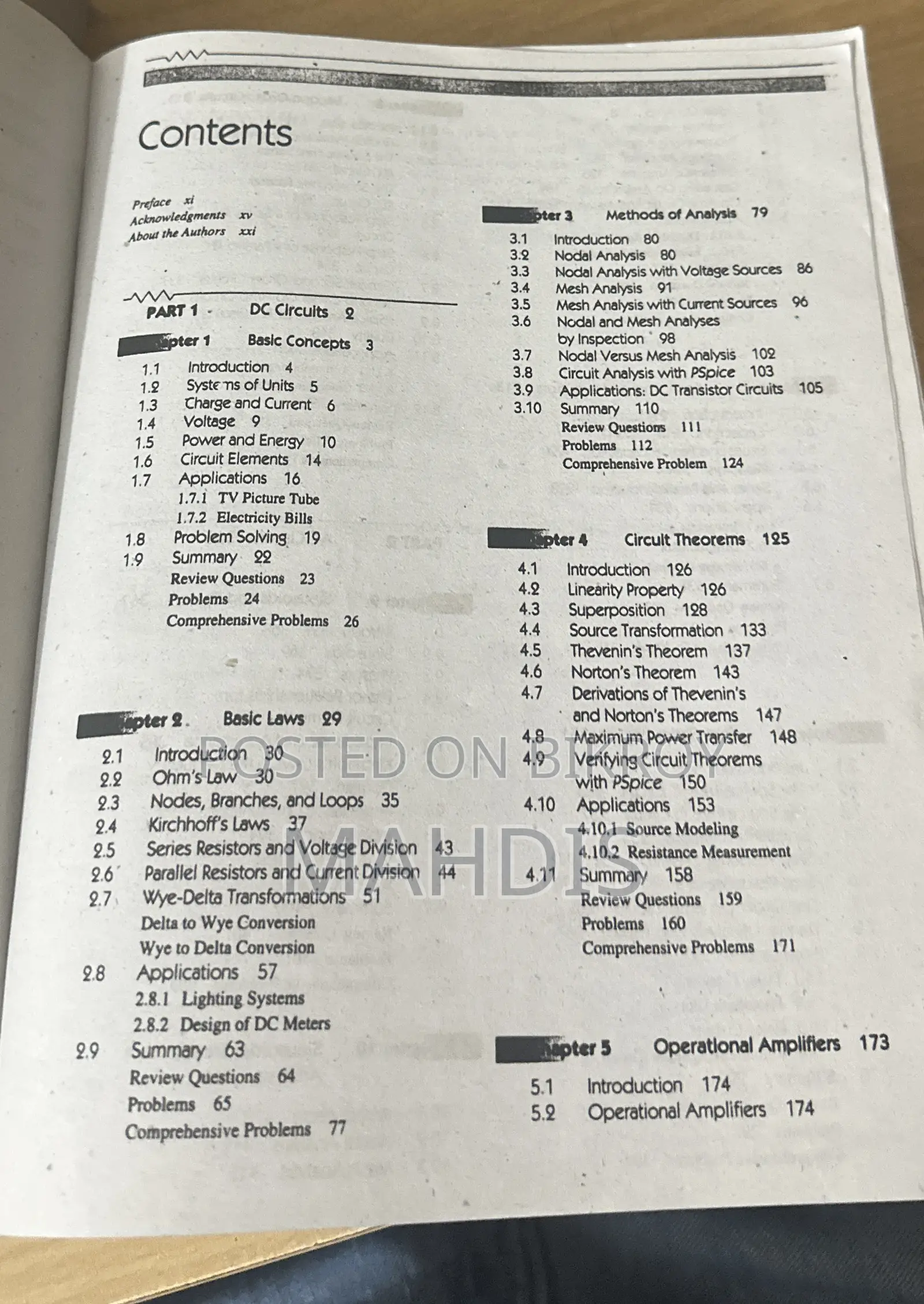 ফান্ডামেন্টালস অব ইলেকট্রিক সার্কিটস