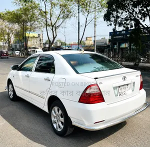 Toyota Corolla 2004 White