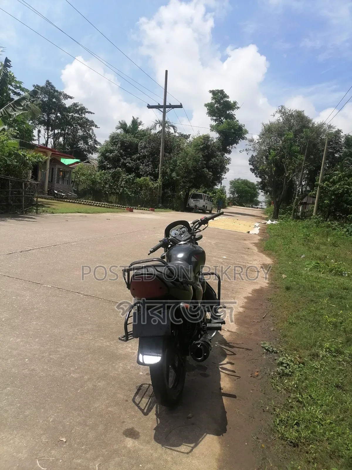 মোটরসাইকেল ২০১৮ ব্ল্যাক