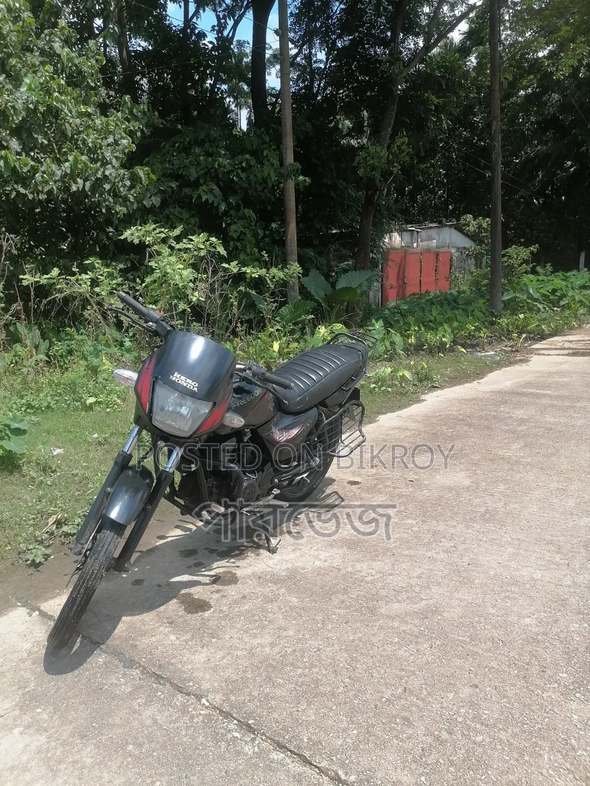 মোটরসাইকেল ২০১৮ ব্ল্যাক