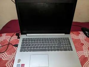 Laptop Lenovo IdeaPad 320 4GB Intel Core I7 HDD+1TB SSD
