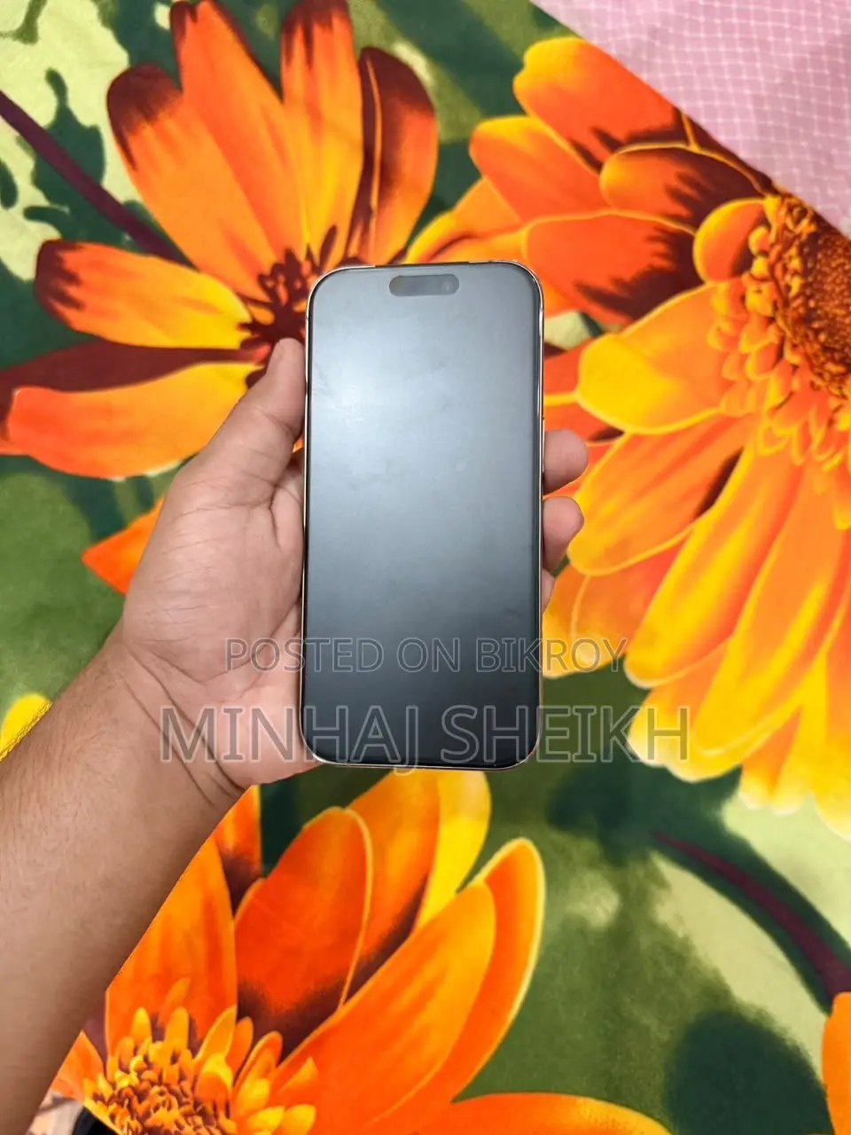 Apple iPhone 16 Pro 128 GB Gold