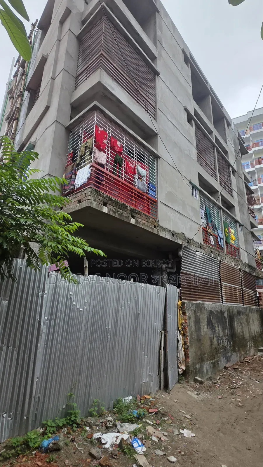 6 Bedroom Apartment in Newly Built House for Sale, Uttara