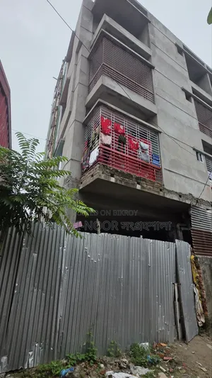 6 Bedroom Apartment in Newly Built House for Sale, Uttara