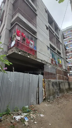 6 Bedroom Apartment in Newly Built House for Sale, Uttara