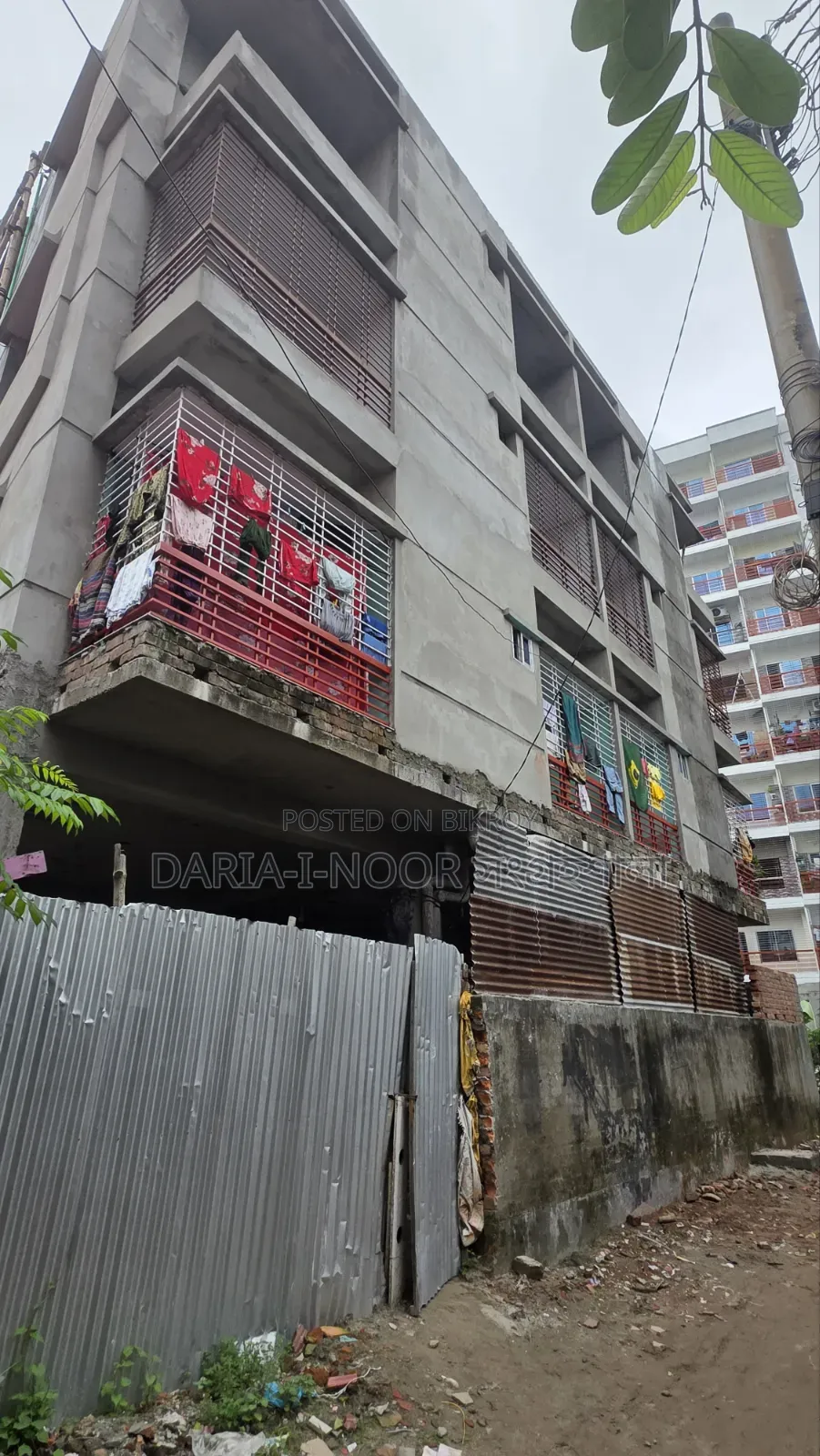 6 Bedroom Apartment in Newly Built House for Sale, Uttara