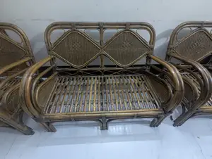 বেতের সোফা