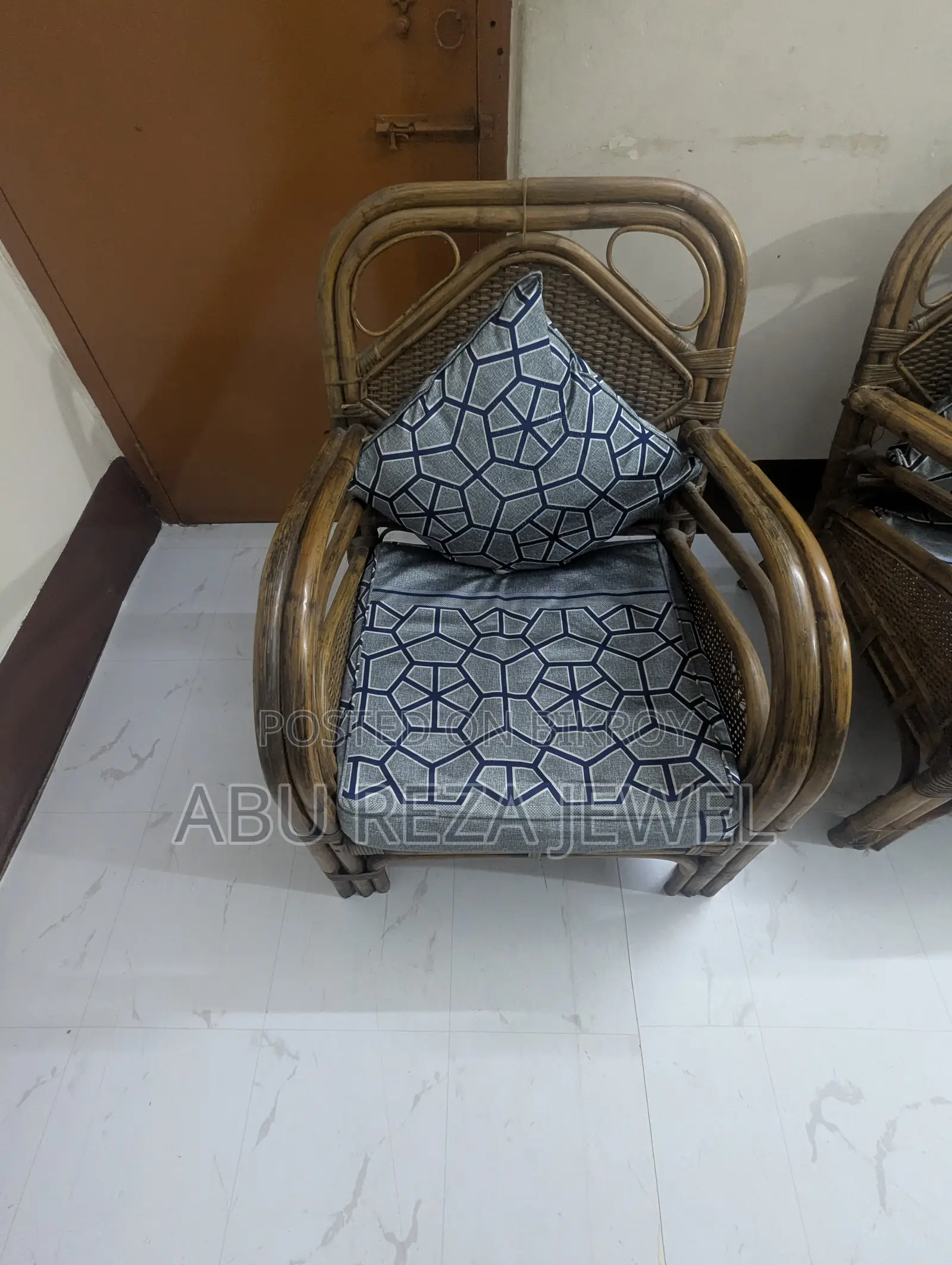 বেতের সোফা
