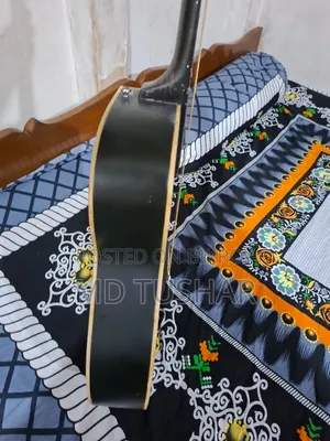 Signature Guitar Second Hand