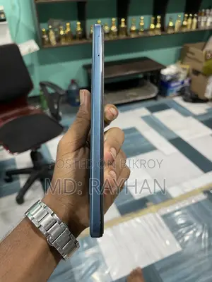 মোটরোহলা এজ ৬০ ফিউশন ২৫৬ জিবি ব্লু