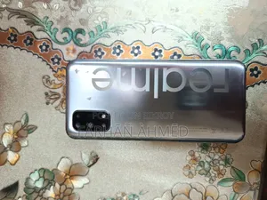 রিয়েলমি ৭ ৫জি ১২৮ জিবি হোয়াইট