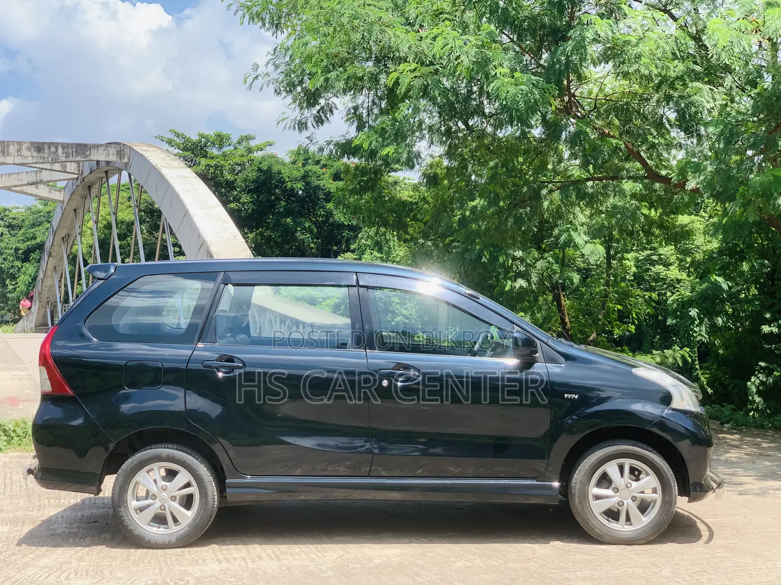 টয়োটা আভানজা ২০১২ গ্রে