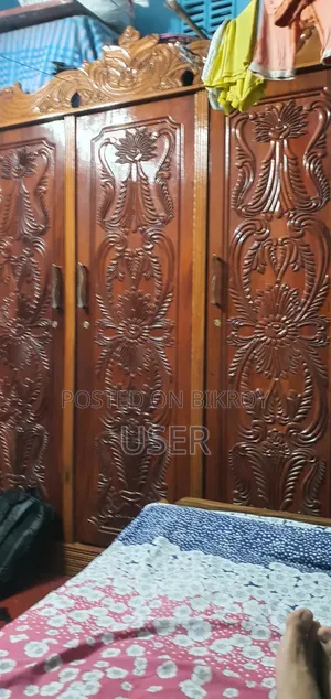 ৩ পার্ট আলমিরা