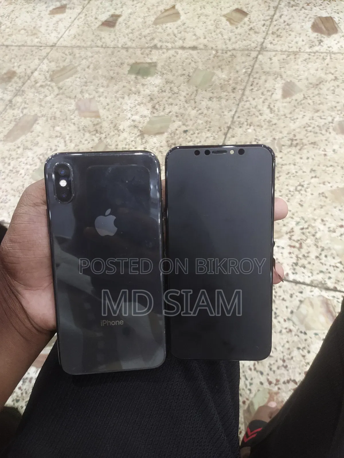 Apple iPhone XS 64 GB Black