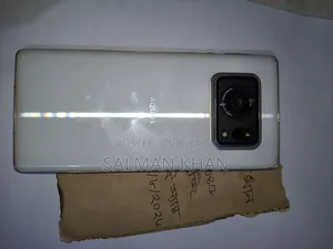 শার্প একুওস আর৬ ১২৮ জিবি সাদা
