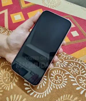 Apple iPhone 15 128 GB Pink